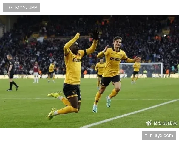 狼队中场组织能力显著提升，状态回暖助力球队强势重返巅峰