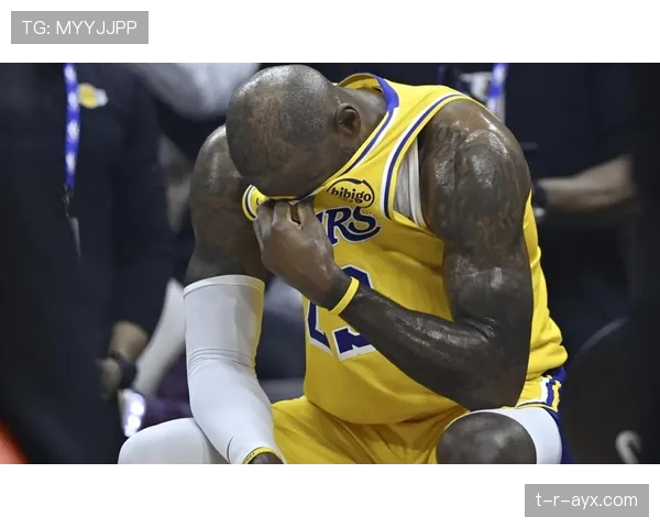 防守队员故意救险时，犯规判罚规则如何界定？